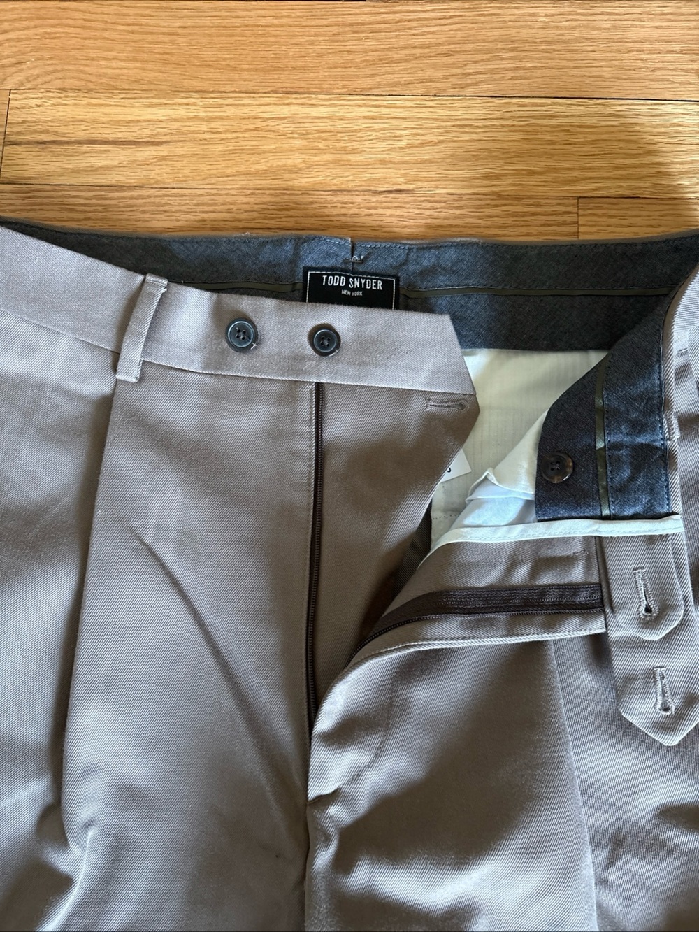 NWT Todd Snyder Italian Cotton Twill Madison Suit Pant in Khaki, 32 - Picture 3 of 10